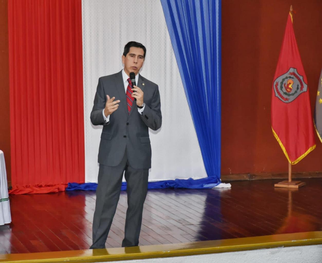 El Ministro del Interior realizó conferencia magistral a los estudiantes del Programa de Maestría. 